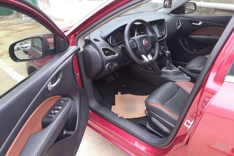 Used Fiat Viaggio 2015 1.4T Automatic Jingxiang Edition Driver Seat