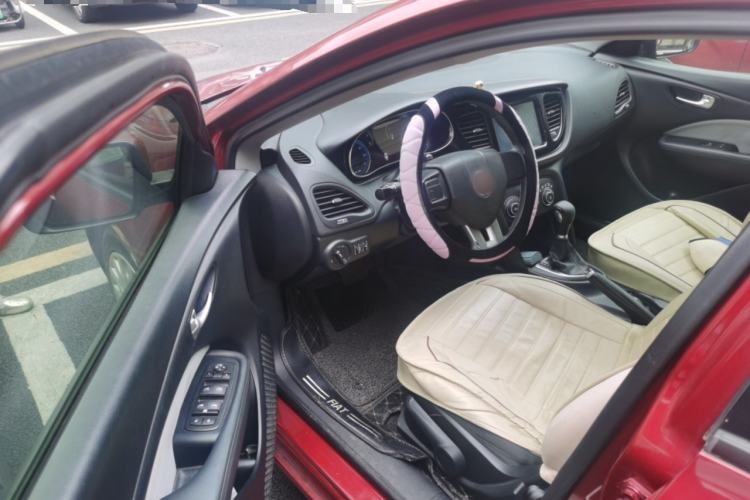 Used Fiat Viaggio 2015 1.4T Automatic Enjoyment Edition Driver Seat