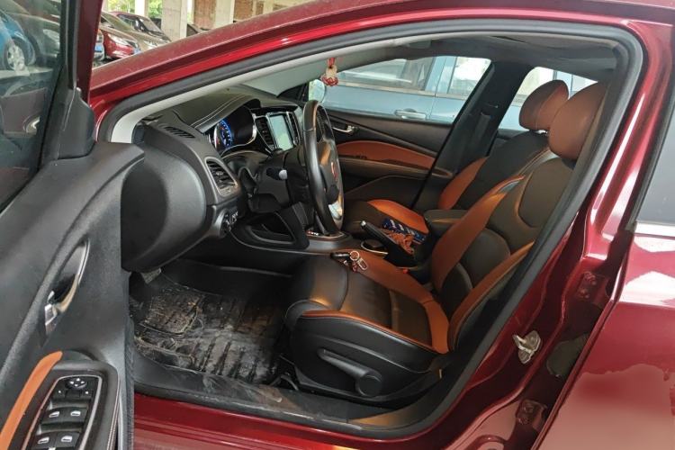 Used Fiat Viaggio 2015 1.4T Automatic Jingxiang Edition Driver Seat