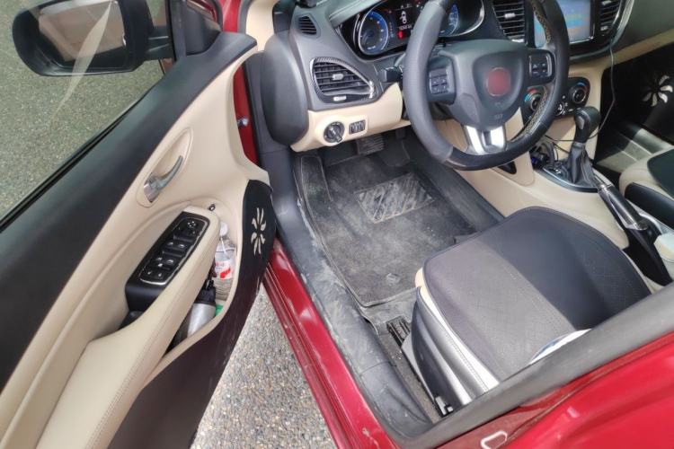 Used Fiat Viaggio 2015 1.4T Automatic Smart Edition Driver Seat