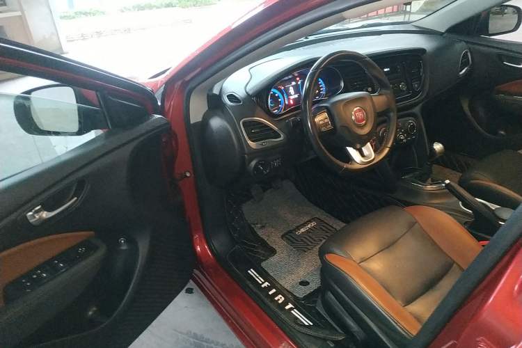 Used Fiat Viaggio 2015 1.4T Manual Jingxiang Edition Driver Seat