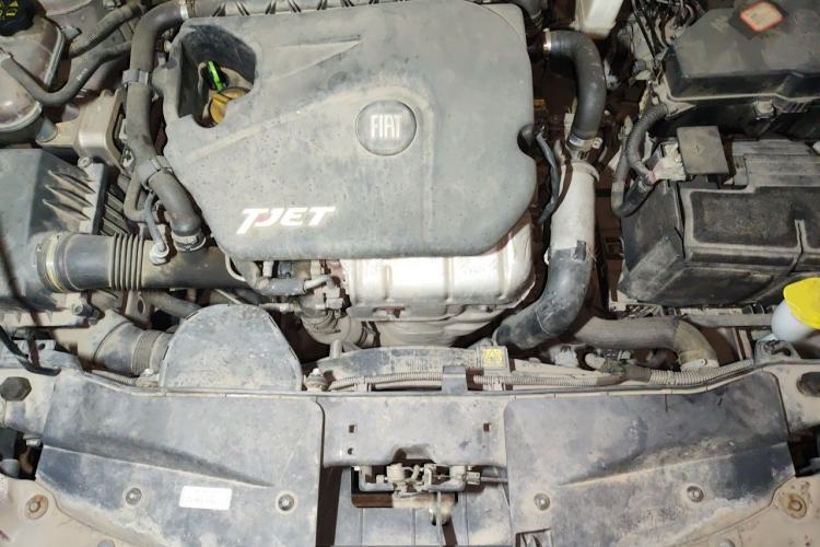 Used Fiat Viaggio 2015 1.4T Automatic Enjoyment Edition Engine Bay