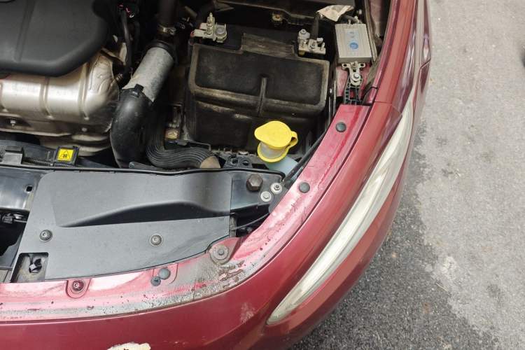 Used Fiat Viaggio 2015 1.4T Automatic Jingxiang Edition Engine Bay Left