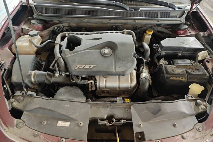 Used Fiat Viaggio 2015 1.4T Automatic Jingxiang Edition Engine Bay