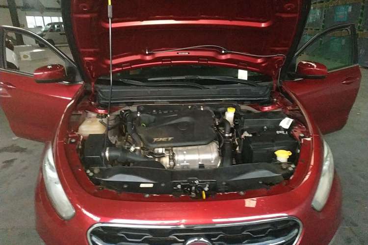 Used Fiat Viaggio 2015 1.4T Manual Jingxiang Edition Engine Bay