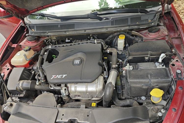 Used Fiat Viaggio 2015 1.4T Automatic Jingxiang Edition Engine Bay