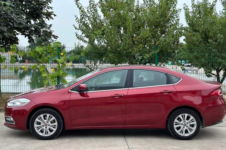 Used Fiat Viaggio 2015 1.4T Automatic Jingxiang Edition Exterior 2
