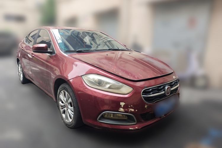 Used Fiat Viaggio 2015 1.4T Automatic Jingxiang Edition Front Right 45 Deg