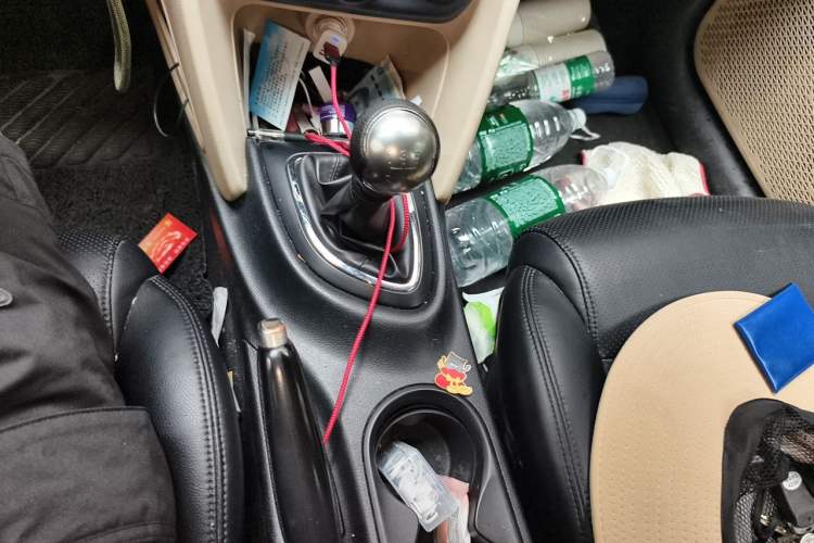 Used Fiat Viaggio 2015 1.4T Manual Enjoyment Edition Gear Lever