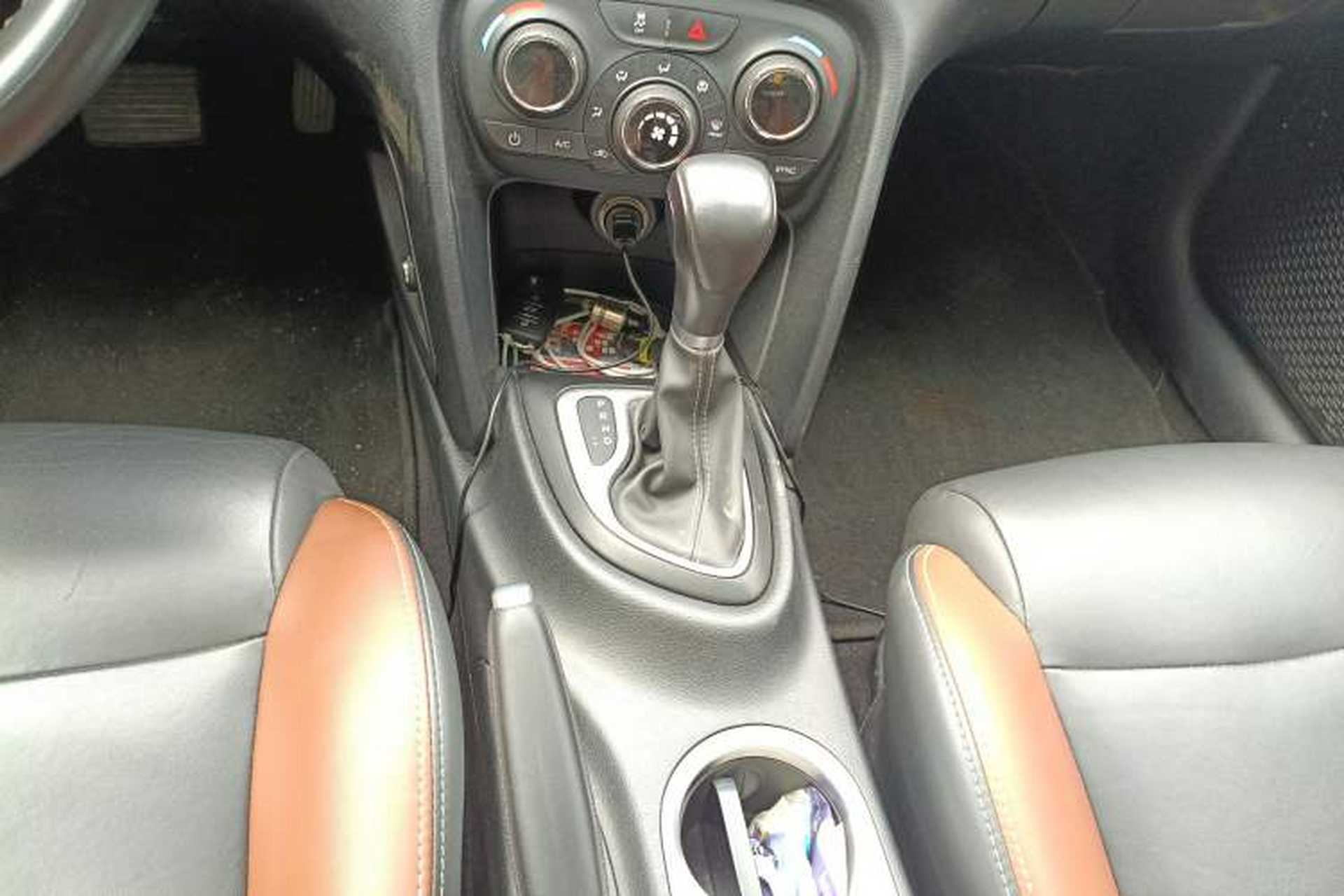 Used Fiat Viaggio 2015 1.4T Automatic Jingxiang Edition Gear Lever