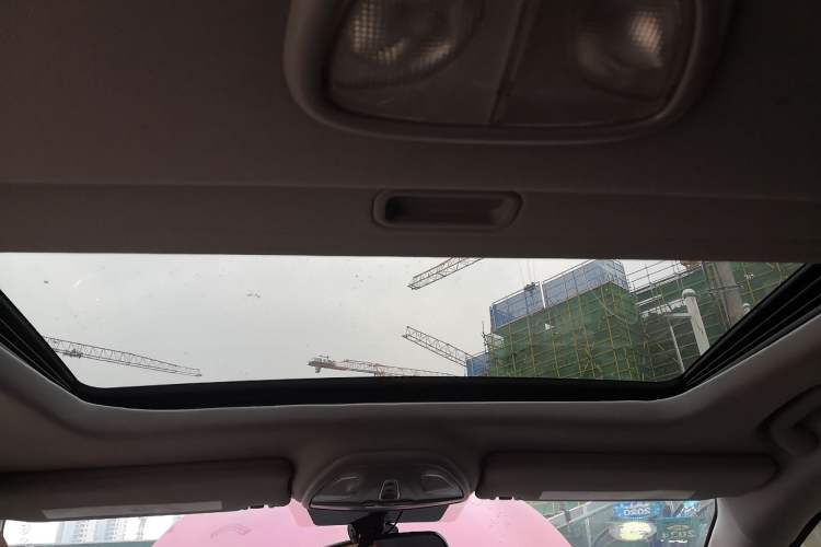 Used Fiat Viaggio 2015 1.4T Automatic Jingxiang Edition Headliner