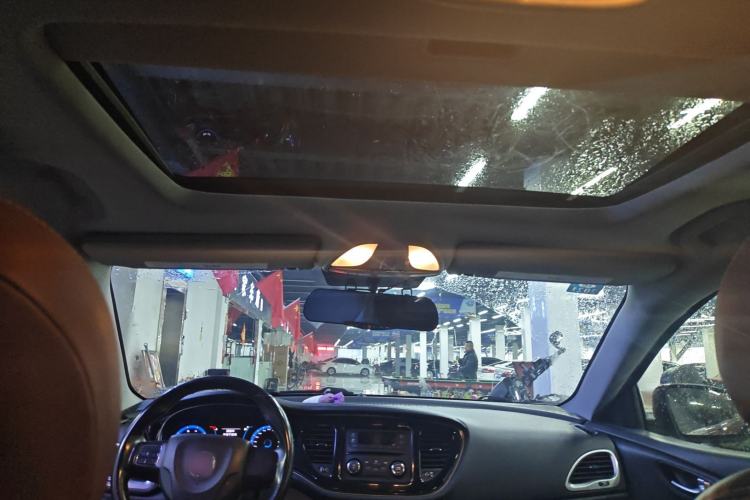 Used Fiat Viaggio 2015 1.4T Automatic Jingxiang Edition Headliner