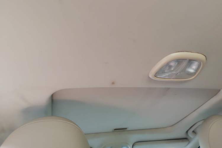 Used Fiat Viaggio 2015 1.4T Automatic Smart Edition Headliner