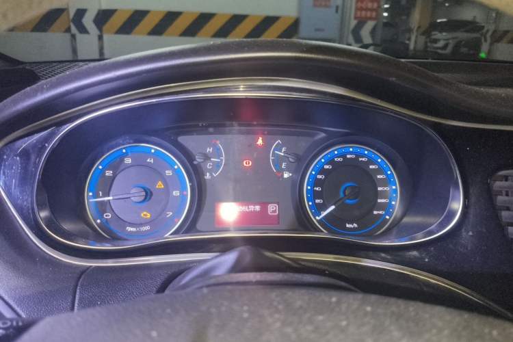 Used Fiat Viaggio 2015 1.4T Automatic Enjoyment Edition Instrument Cluster