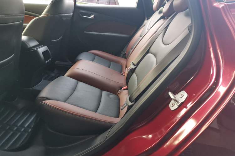 Used Fiat Viaggio 2015 1.4T Automatic Jingxiang Edition Interior 1