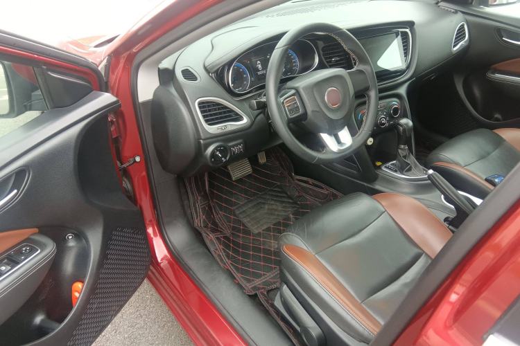 Used Fiat Viaggio 2015 1.4T Automatic Jingxiang Edition Interior 2