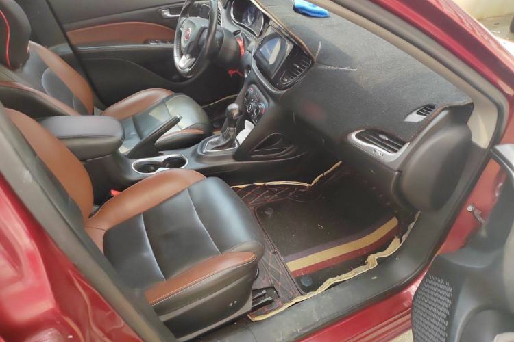 Used Fiat Viaggio 2015 1.4T Automatic Jingxiang Edition Interior 7