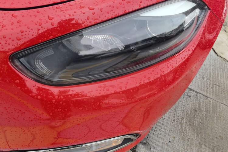 Used Fiat Viaggio 2015 1.4T Automatic Enjoyment Edition Left Front Headlight