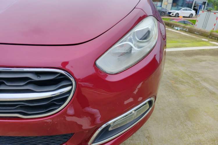 Used Fiat Viaggio 2015 1.4T Automatic Jingxiang Edition Left Front Headlight