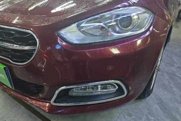 Used Fiat Viaggio 2015 1.4T Automatic Jingxiang Edition Left Front Headlight