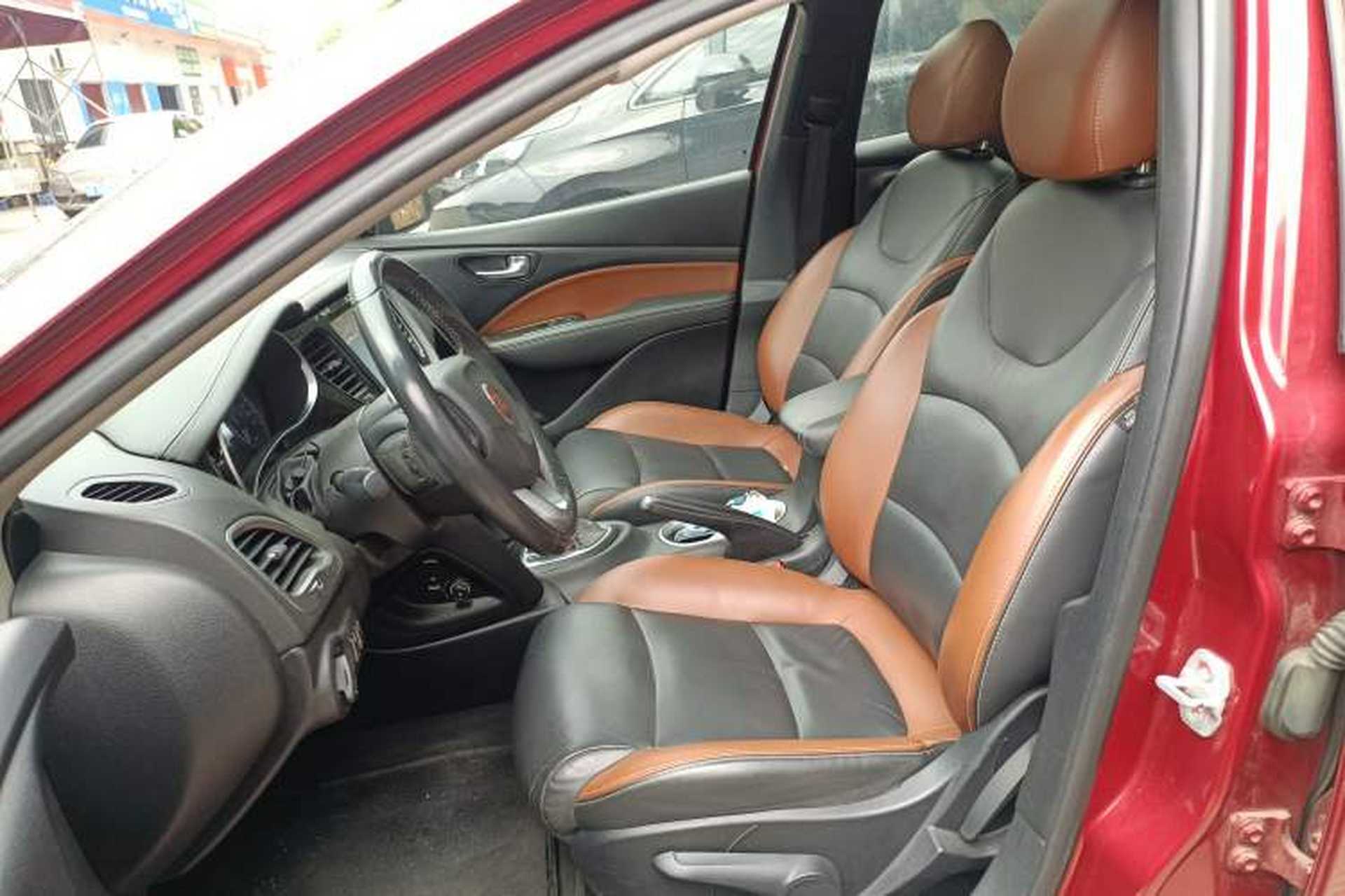 Used Fiat Viaggio 2015 1.4T Automatic Jingxiang Edition Left Front Seat