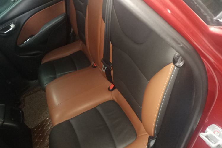 Used Fiat Viaggio 2015 1.4T Automatic Jingxiang Edition Left Rear Seat