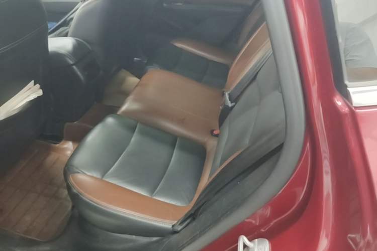 Used Fiat Viaggio 2015 1.4T Automatic Jingxiang Edition Left Rear Seat
