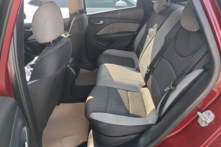 Used Fiat Viaggio 2015 1.4T Automatic Enjoyment Edition Left Rear Seat