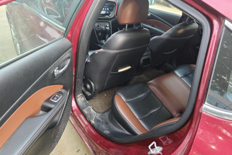 Used Fiat Viaggio 2015 1.4T Automatic Jingxiang Edition Left Rear Seat