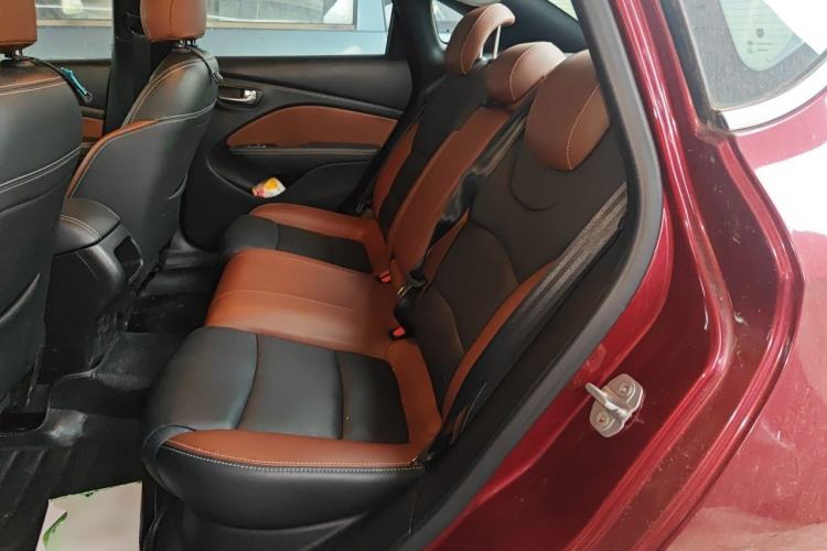 Used Fiat Viaggio 2015 1.4T Automatic Jingxiang Edition Left Rear Seat