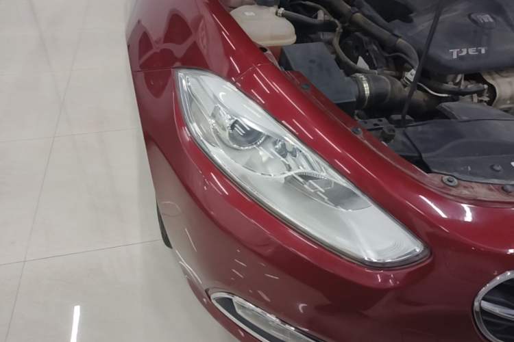 Used Fiat Viaggio 2015 1.4T Automatic Jingxiang Edition Right Front Headlight