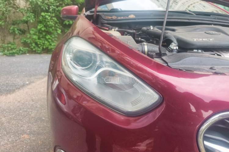 Used Fiat Viaggio 2015 1.4T Automatic Enjoyment Edition Right Front Headlight