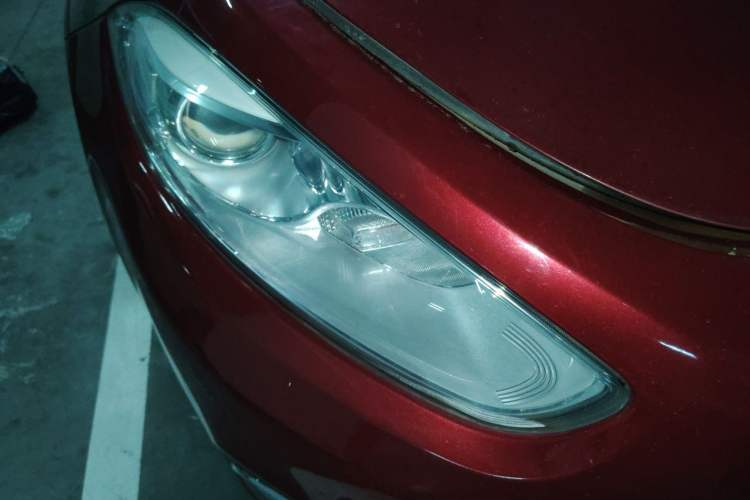 Used Fiat Viaggio 2015 1.4T Automatic Jingxiang Edition Right Front Headlight