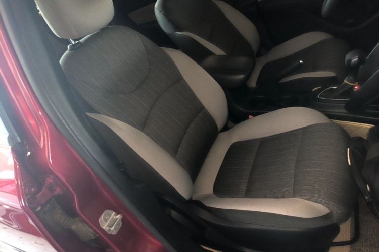 Used Fiat Viaggio 2015 1.4T Automatic Enjoyment Edition Right Front Seat
