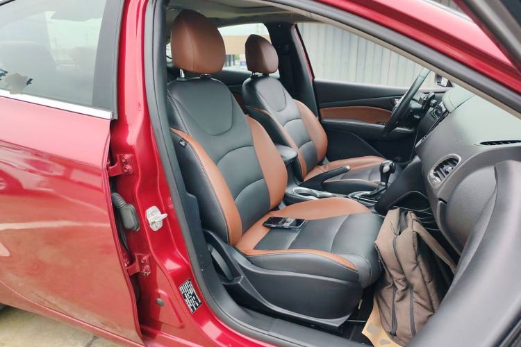 Used Fiat Viaggio 2015 1.4T Automatic Jingxiang Edition Right Front Seat
