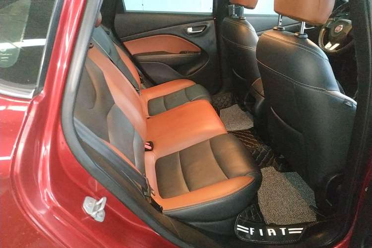 Used Fiat Viaggio 2015 1.4T Manual Jingxiang Edition Right Rear Seat