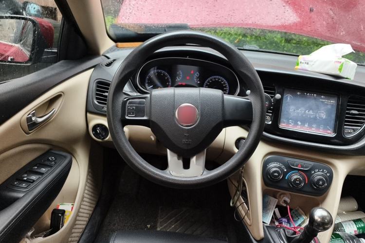 Used Fiat Viaggio 2015 1.4T Manual Enjoyment Edition Steering Wheel