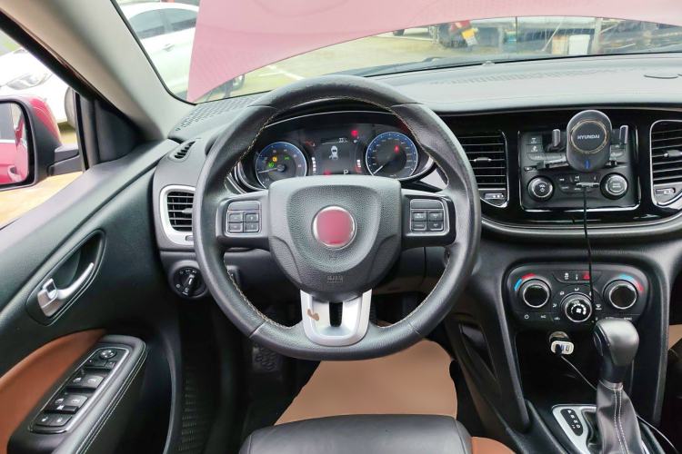 Used Fiat Viaggio 2015 1.4T Automatic Jingxiang Edition Steering Wheel
