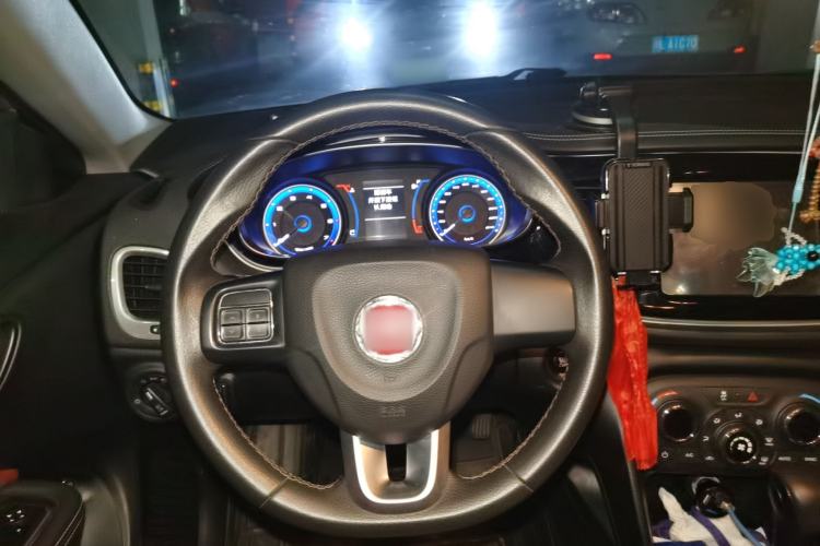 Used Fiat Viaggio 2015 1.4T Automatic Jingxiang Edition Steering Wheel