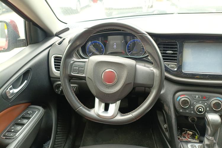 Used Fiat Viaggio 2015 1.4T Automatic Jingxiang Edition Steering Wheel