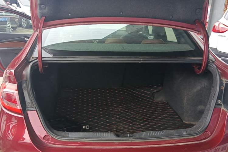Used Fiat Viaggio 2015 1.4T Automatic Jingxiang Edition Trunk