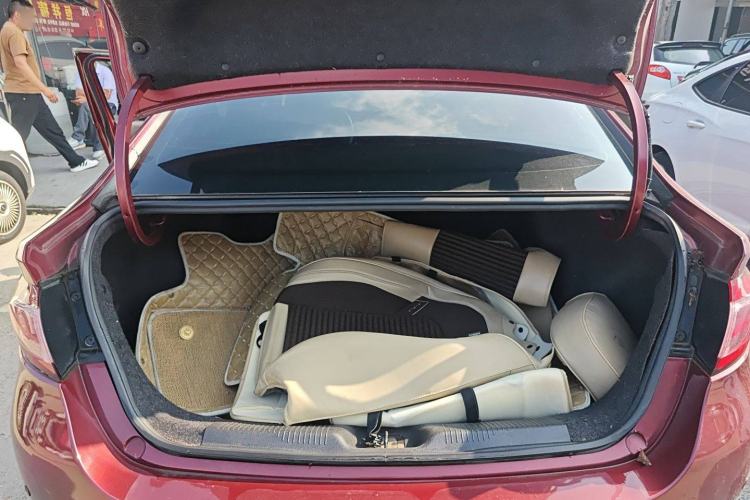 Used Fiat Viaggio 2015 1.4T Automatic Enjoyment Edition Trunk
