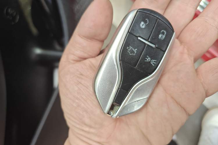 Used Fiat Viaggio 2015 1.4T Automatic Enjoyment Edition Vehicle Key