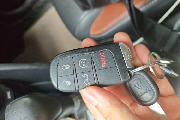 Used Fiat Viaggio 2015 1.4T Automatic Jingxiang Edition Vehicle Key