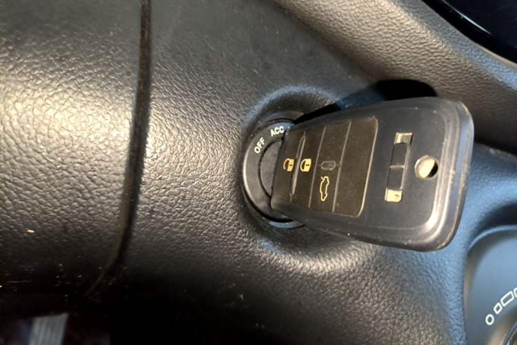 Used Fiat Viaggio 2015 1.4T Automatic Enjoyment Edition Vehicle Key