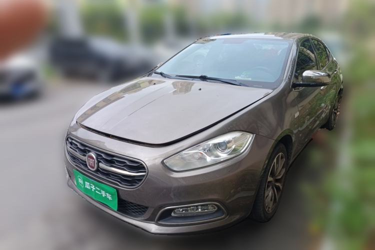 Used Fiat Viaggio 2015 1.4T Automatic Luxury Edition Guazi used car, China used car export, Used car for sale, Used Fiat cars, Cheapest cars for sale