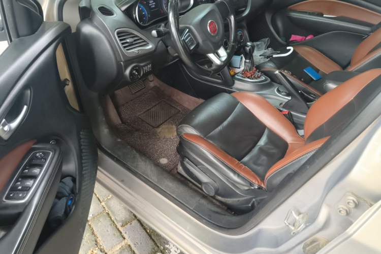 Used Fiat Viaggio 2015 1.4T Automatic Jingxiang Edition Driver Seat