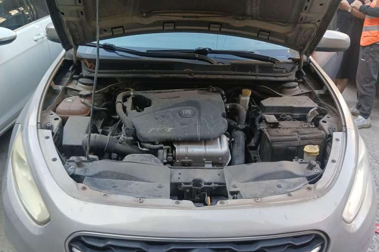 Used Fiat Viaggio 2015 1.4T Manual Jingxiang Edition Engine Bay