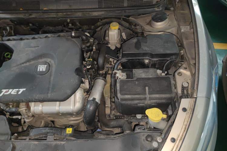 Used Fiat Viaggio 2015 1.4T Automatic Jingxiang Edition Engine Bay Left