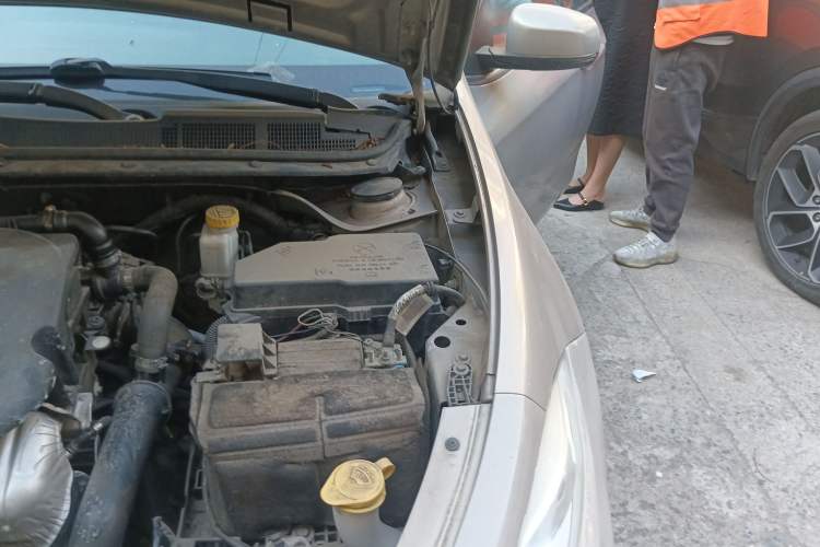 Used Fiat Viaggio 2015 1.4T Manual Jingxiang Edition Engine Bay Left